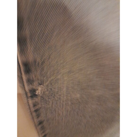 Calvin Klien Women’s 32/28 Women’s Custom Bleach Design Raw Hem Jeans. B49 - Picture 2 of 5